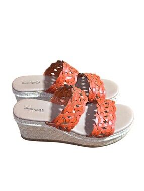 Baretraps Women's Wedge Sandals Platform Orange Sz 10 M Slip Ons Espadrille